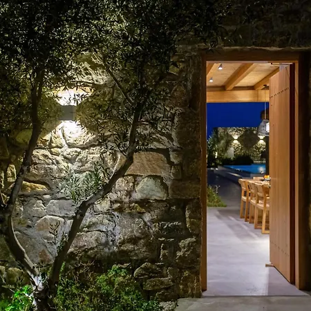 Mykonian Luxury Filyra - Private Pool Villa Plintri